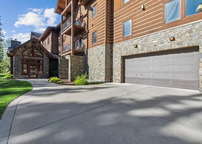 Pines Unit 240